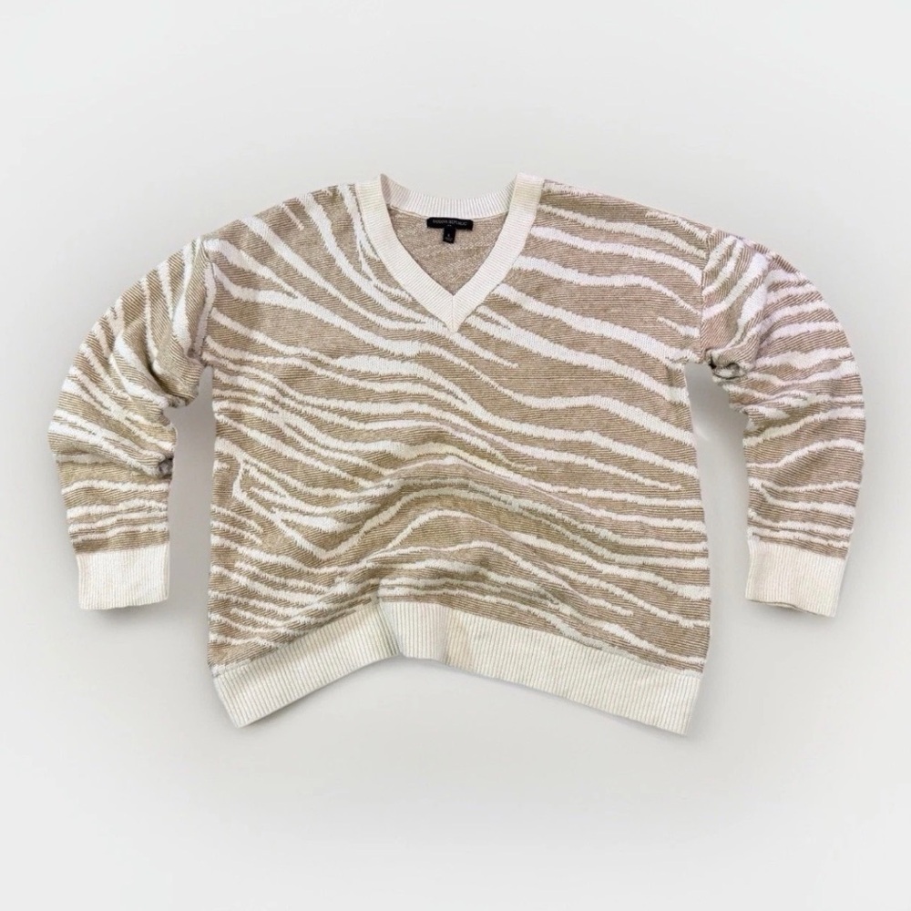 Banana Republic Women's Cream & Tan Zebra V Neck Sweater Size Large